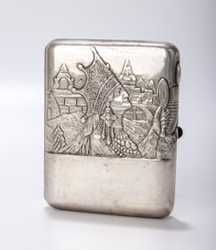 A RARE RUSSIAN EMBOSSED SILVER CIGARETTE CASE . Moscow, Soviet period. Embossed with a royal woman