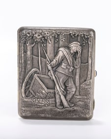 A RUSSIAN EMBOSSED SILVER CIGARETTE CASE . Early Soviet period. Decorated with a young and