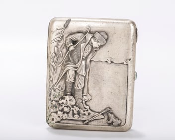A RARE RUSSIAN EMBOSSED SILVER CIGARETTE CASE. Moscow, 1908 - 1926. Embossed with an archer looking