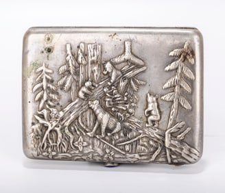 A RARE RUSSIAN EMBOSSED SILVER CIGARETTE CASE. Moscow, 1908 - 1926. Embossed with a family of bears