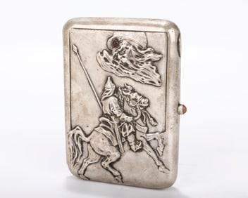 A RARE RUSSIAN EMBOSSED SILVER CIGARETTE CASE. Moscow, 1898 - 1914. Embossed with a scene of a