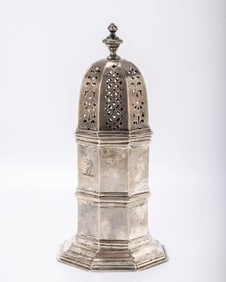 A LARGE VICTORIAN STERLING SILVER SUGAR SIFTER BY GEORGE NATHAN AND RIDLEY HAYES. London, c. 1897.