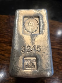 32.15 ozt .999 silver bar by Scottsdate