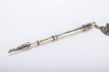 A STERLING SILVER TORAH POINTER. Probably Israel, c. 1970.