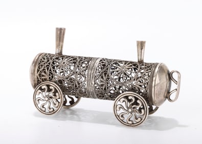 A LARGE  SILVER SPICE CONTAINER. Probably Poland, c. 20th century.