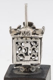 A STERLING SILVER DREIDEL BY ILYA SCHOR. New York, c. 1960.