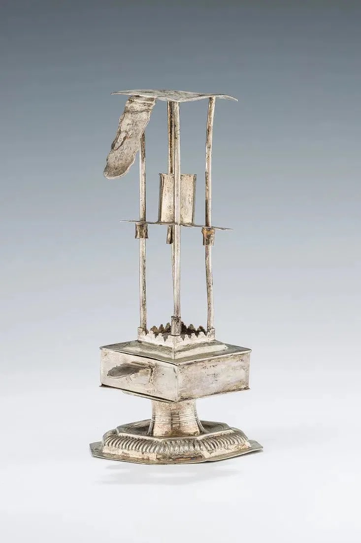 A SILVER HAVDALAH COMPENDIUM MARKED WITH A BIRD. Nuremberg, c. 1725. (1 of 1)
