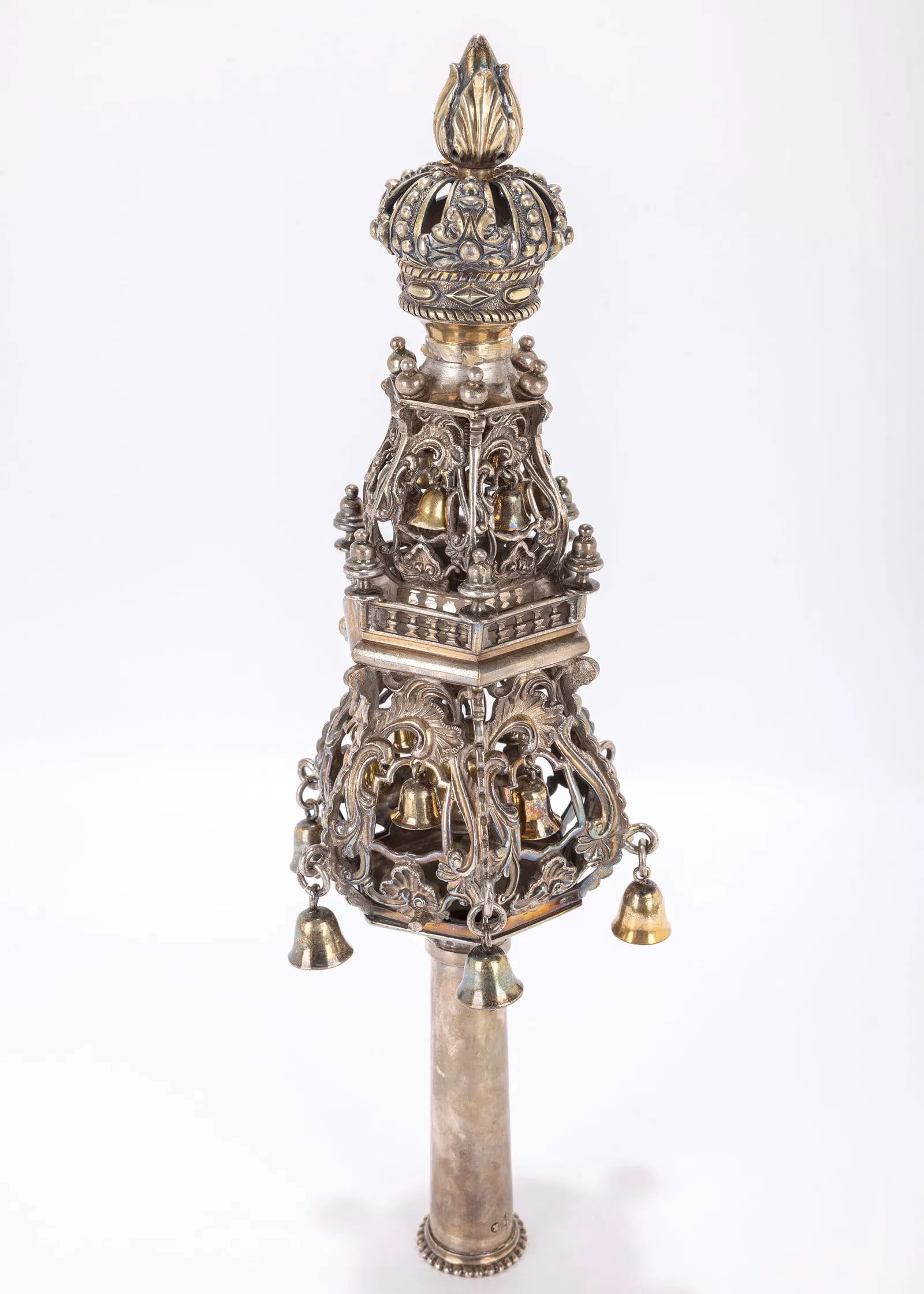 A SINGLE SILVER TORAH FINIAL BY PIETER ROBOL II. Amsterdam, 1757. (1 of 6)