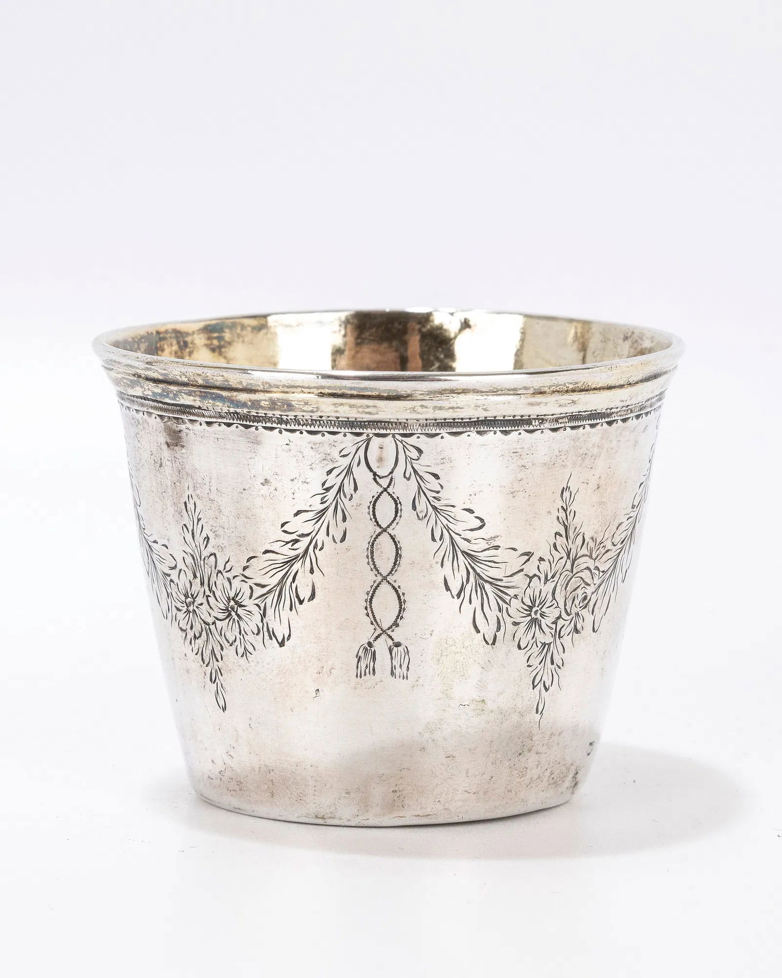 A LARGE SILVER KIDDUSH BEAKER. Germany, 1795. (1 of 4)