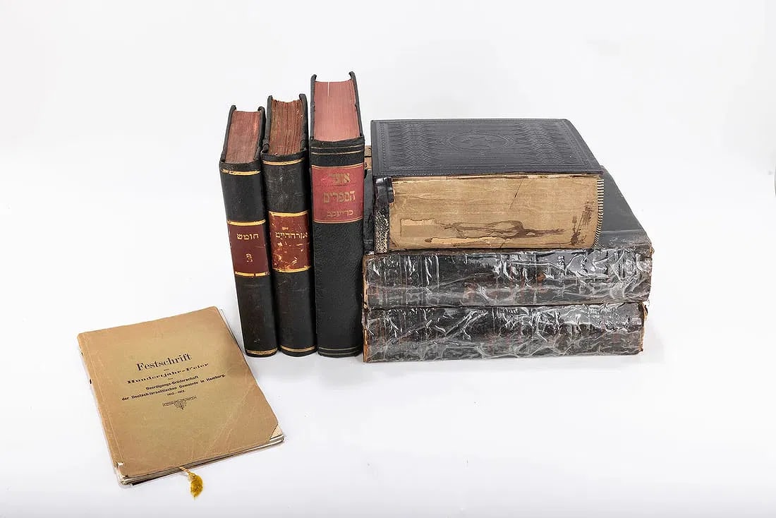 A GROUP OF ANTIQUE JEWISH BOOKS. Including Ozer Hasofrim (1880), Shulachan Orech, Orech Hachaim, Vil (1 of 1)