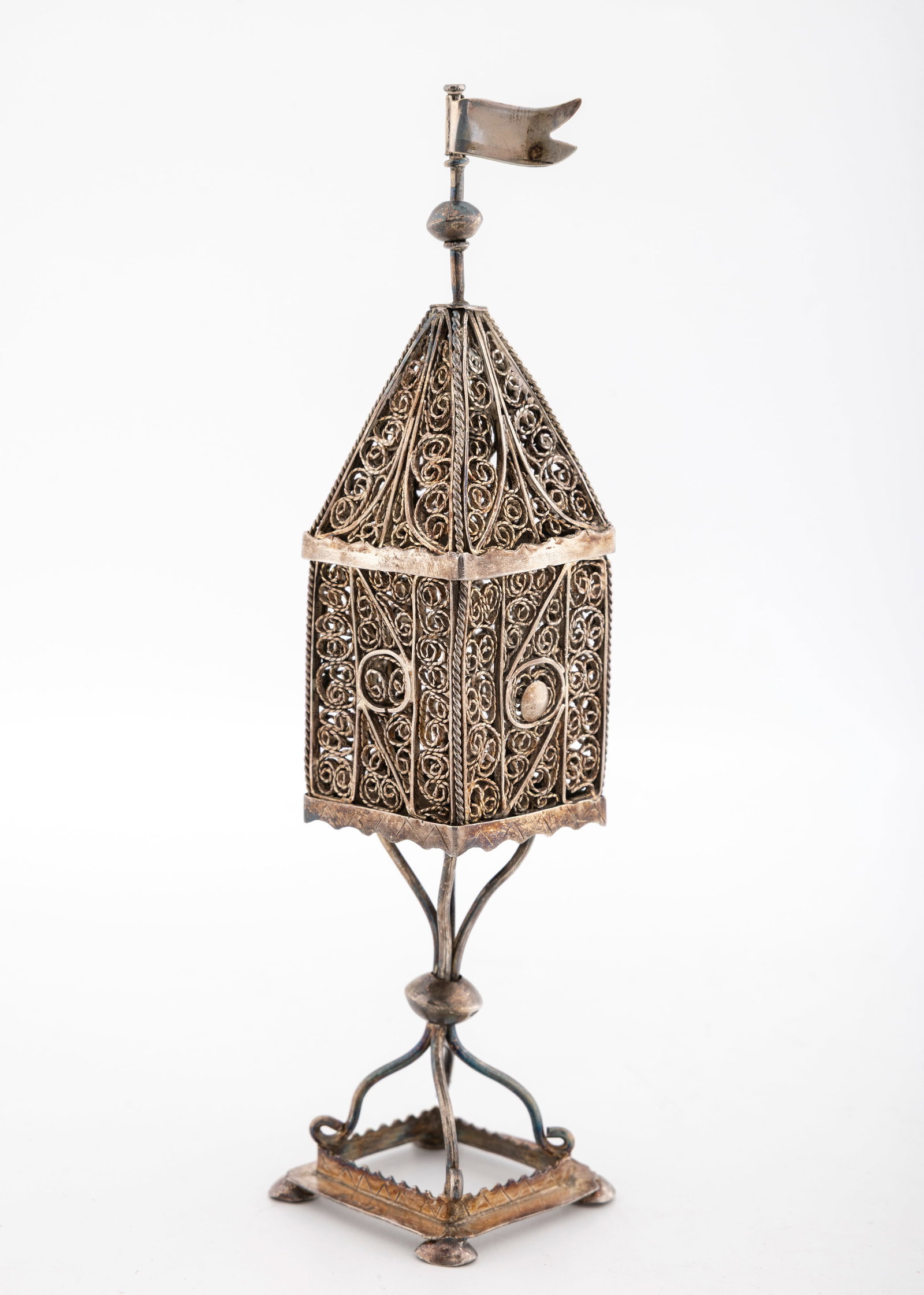 A FINE FILIGREE SPICE TOWER. Poland, 19th century. (1 of 3)