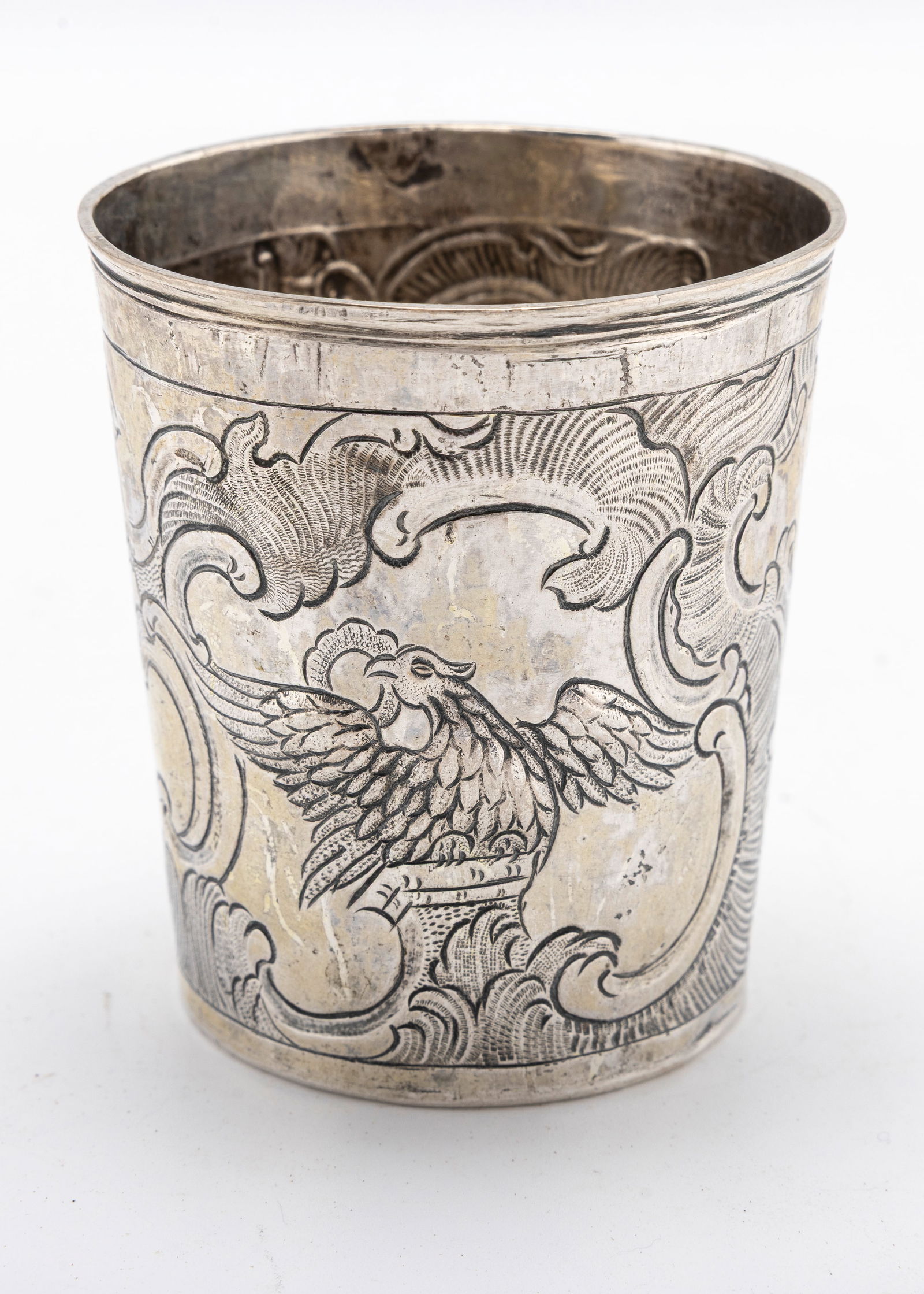 A LARGE ANTIQUE SILVER KIDDUSH BEAKER. Moscow, 18th century. (1 of 3)