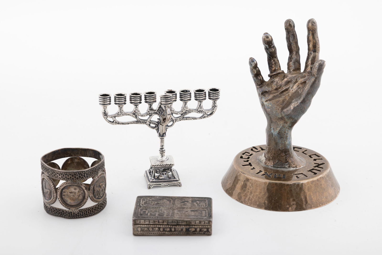 A GROUP OF FOUR STERLING SILVER JUDAICA OBJECTS (1 of 7)