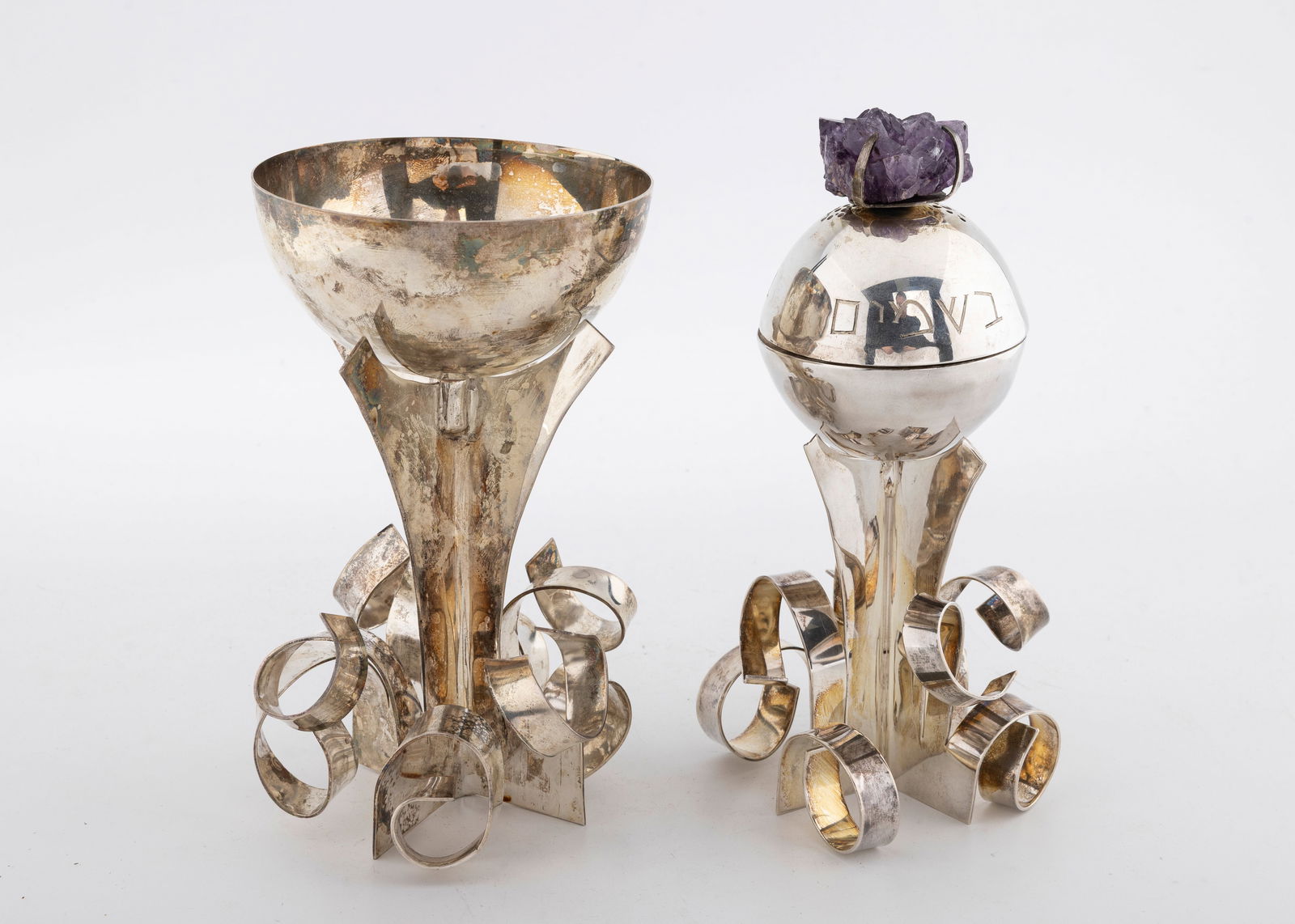 A STERLING SILVER KIDDUSH CUP AND SPICE CONTAINER BY HAROLD RABINOWITZ (1 of 5)