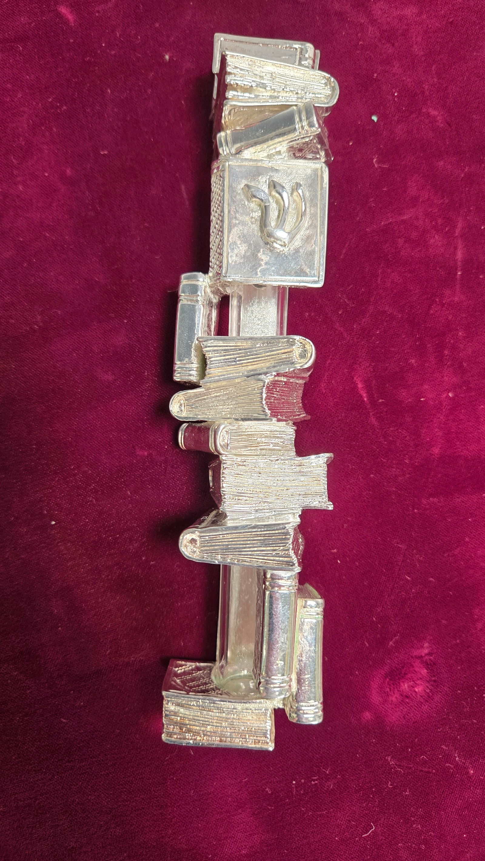 MICHAEL KUPIETZKY The Book Mezzuzah (1 of 4)