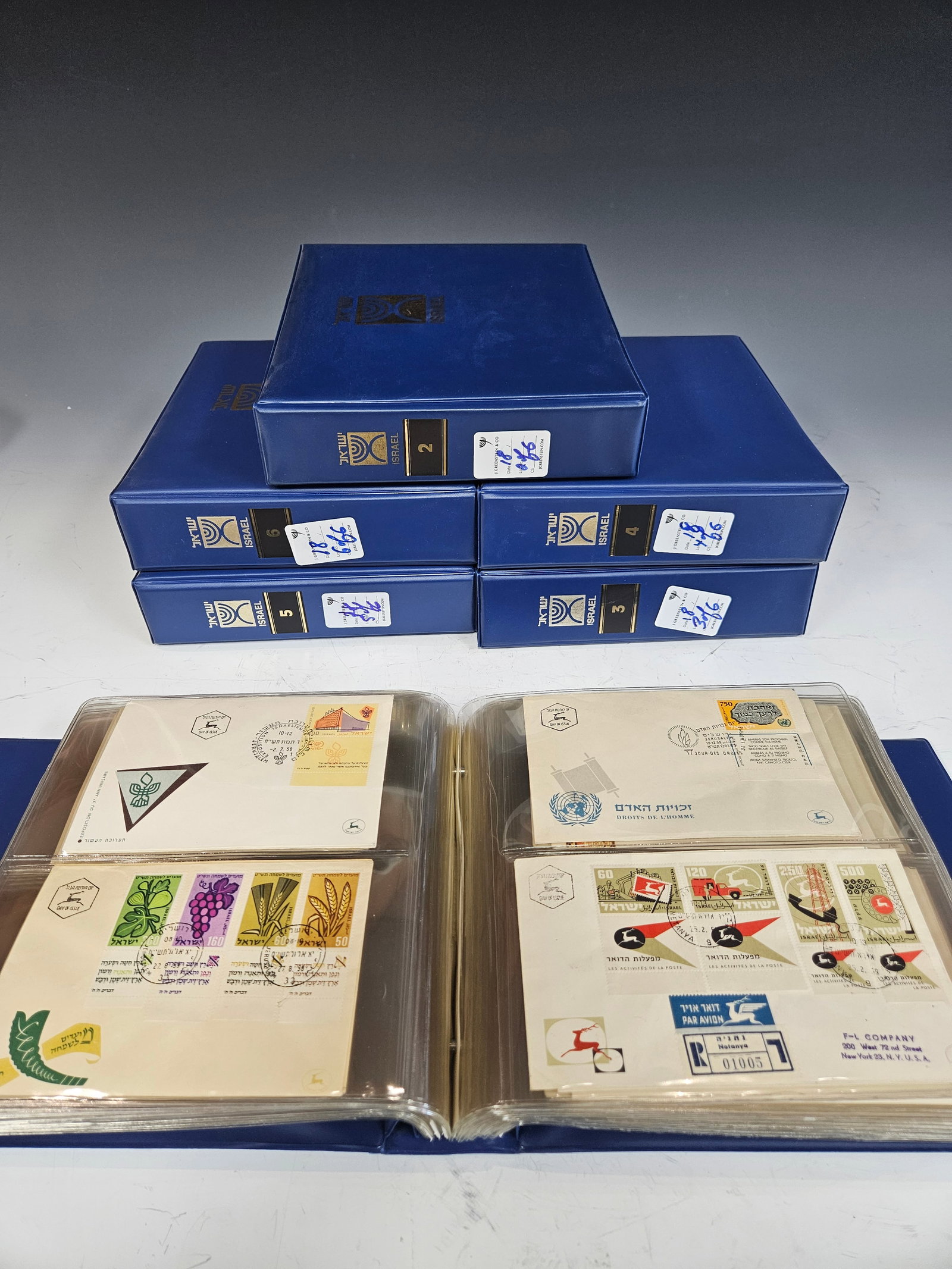 A MASSIVE AND IMPORTANT COLLECTION OF ISRAELI FIRST DAY COVERS.: A MASSIVE AND IMPORTANT COLLECTION OF ISRAELI FIRST DAY COVERS. Hosted in 5 albums. Over 500 first day covers starting in 1948 and lasting until 1994. All in excellent condition and hosted in 5 albums