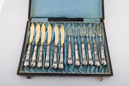 A CONTINENTAL SILVER FRUIT SET FOR SIX