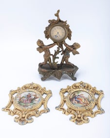 A VICTORIAN CLOCK AND TWO SMALL WALL PLAQUES.