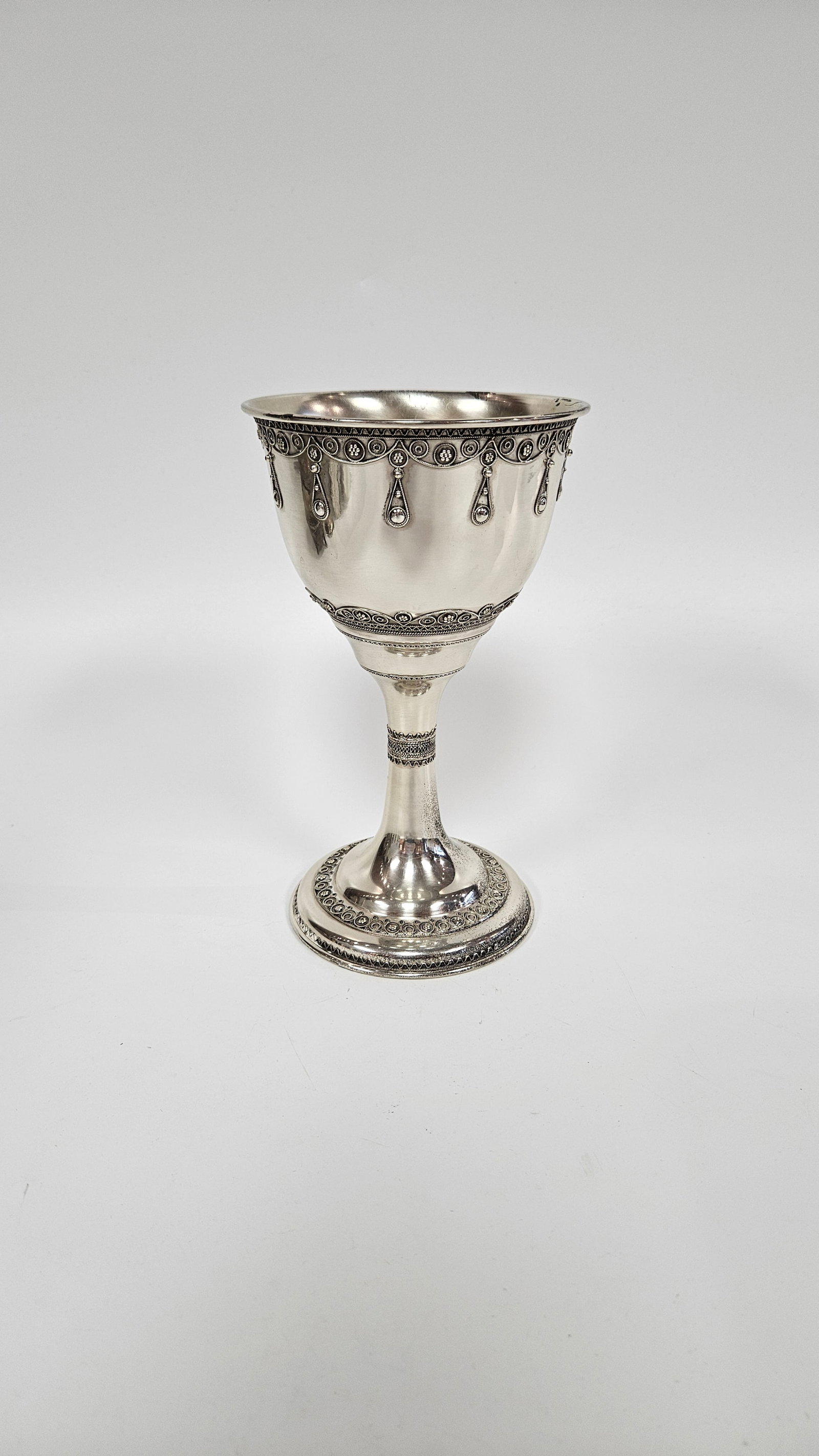 A MASSIVE STERLING SILVER KIDDUSH CUP BY ZADOK. Israel, modern (1 of 3)