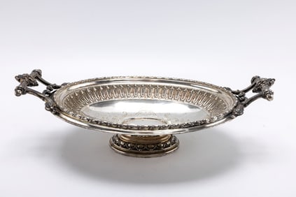 A LARGE GERMAN 800 SILVER FRUIT BASKET