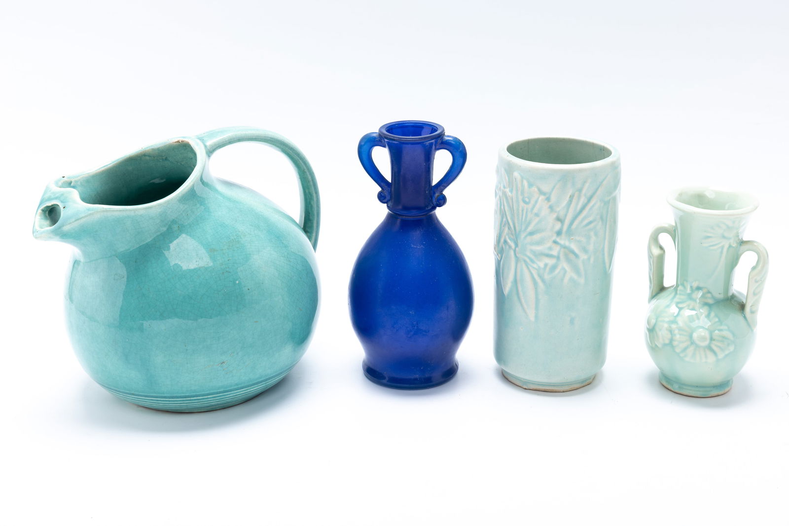 A COLLECTION OF AMERICAN POTTERY - 2