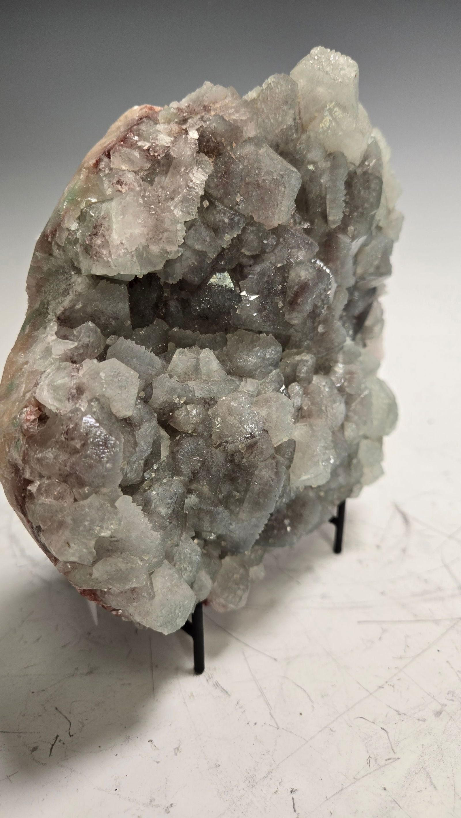 AN AMETHYST CLUSTER. - 2