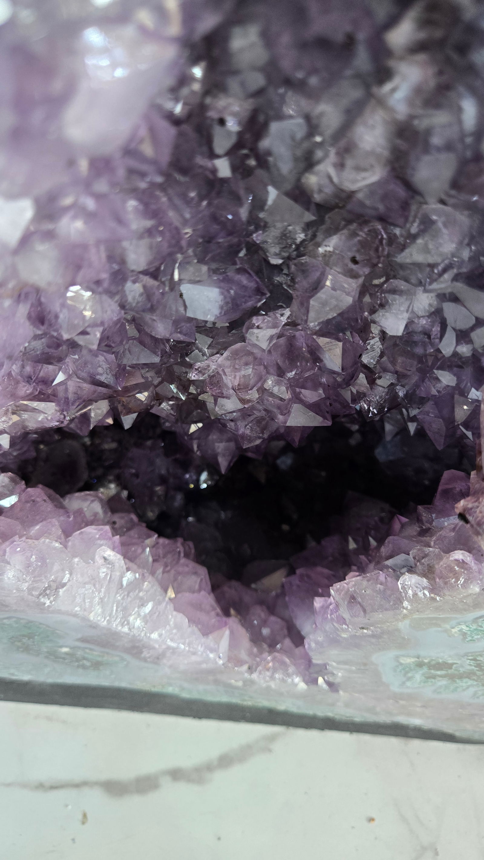 A LARGE AMETHYST GEODE POLISHED EDGES - 2
