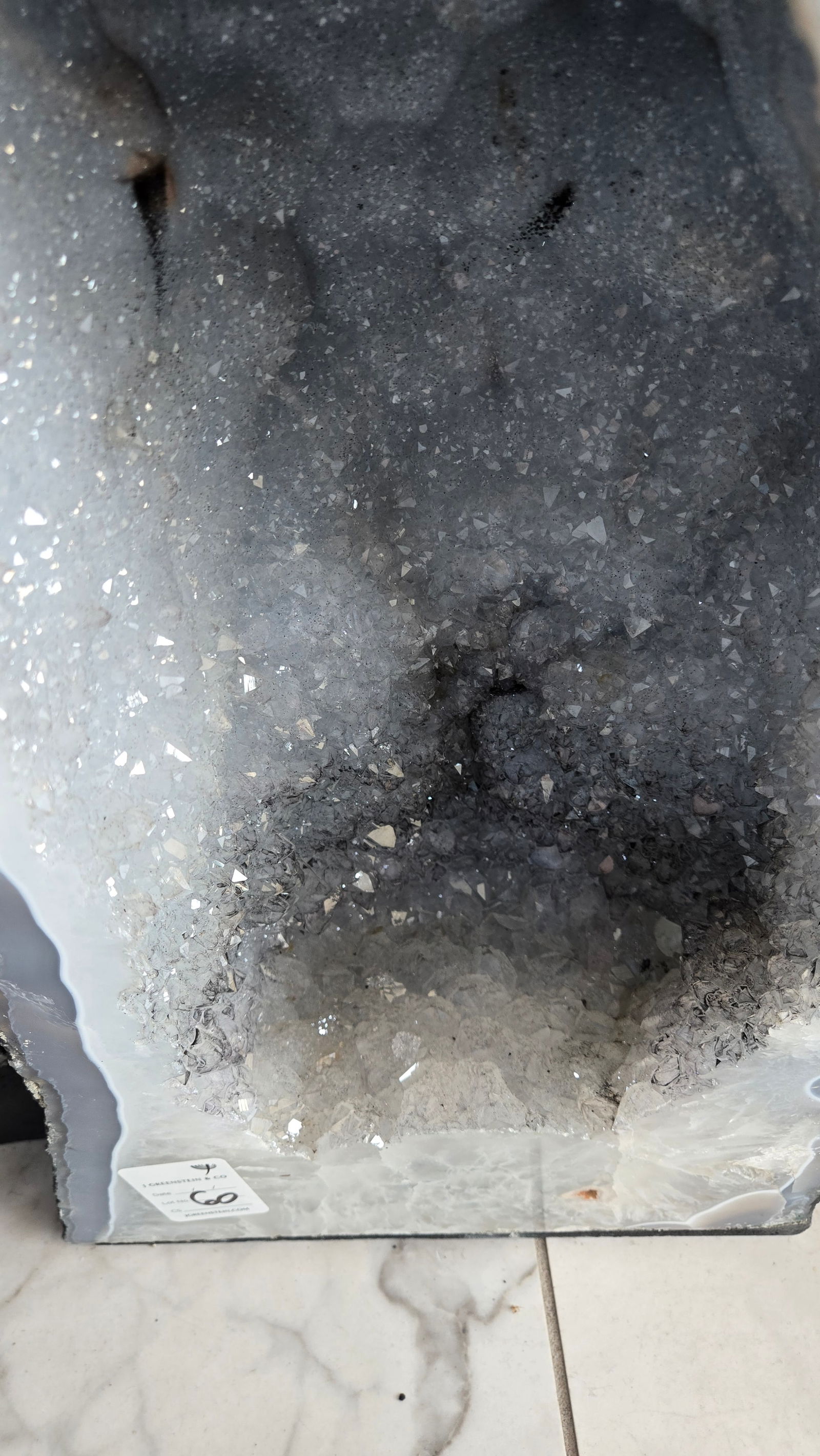 A LARGE AMETHYST GEODE POLISHED EDGES - 3