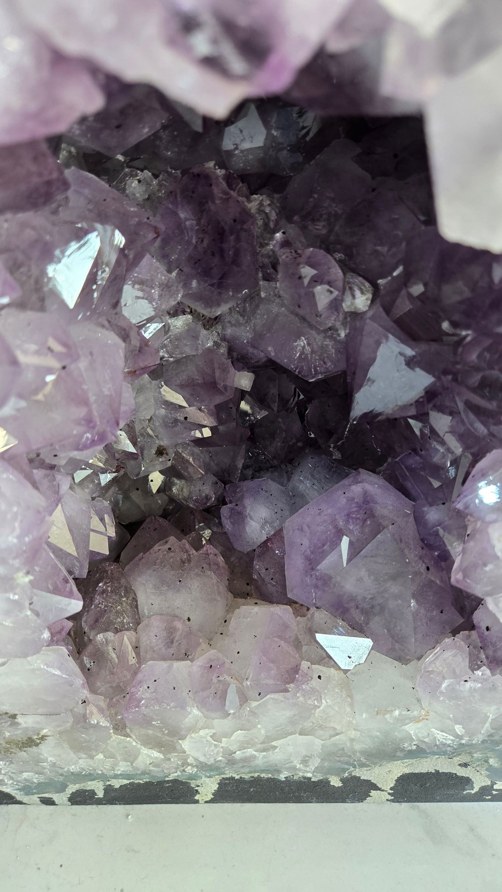 A LARGE AMETHYST GEODE POLISHED EDGES - 2