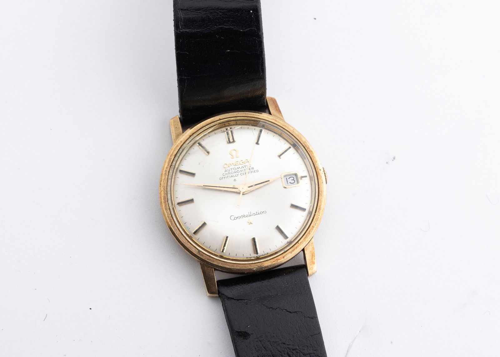AN OMEGA CONSTELLATION AUTOMATIC CHRONOMETER 18K WATCH - 3