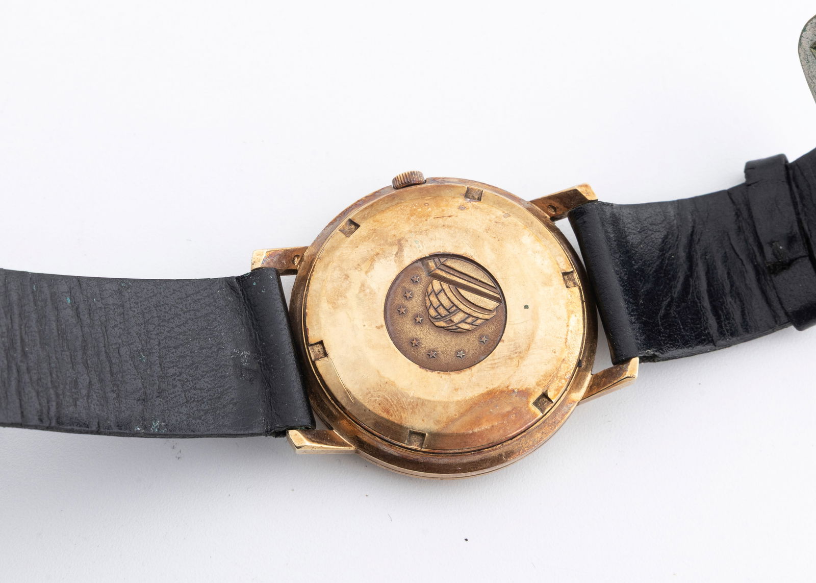 AN OMEGA CONSTELLATION AUTOMATIC CHRONOMETER 18K WATCH - 5