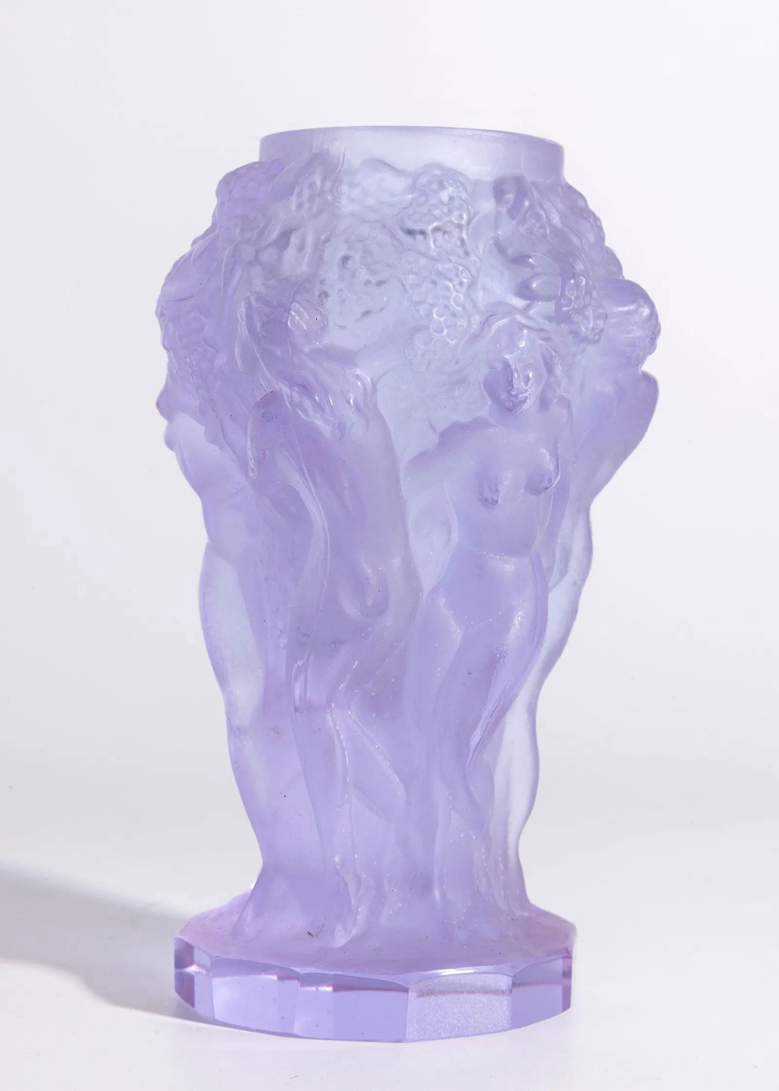 A RARE ART DECO CZECK TRANSLUCENT SMALL VASE. c. 1920/30 (1 of 4)