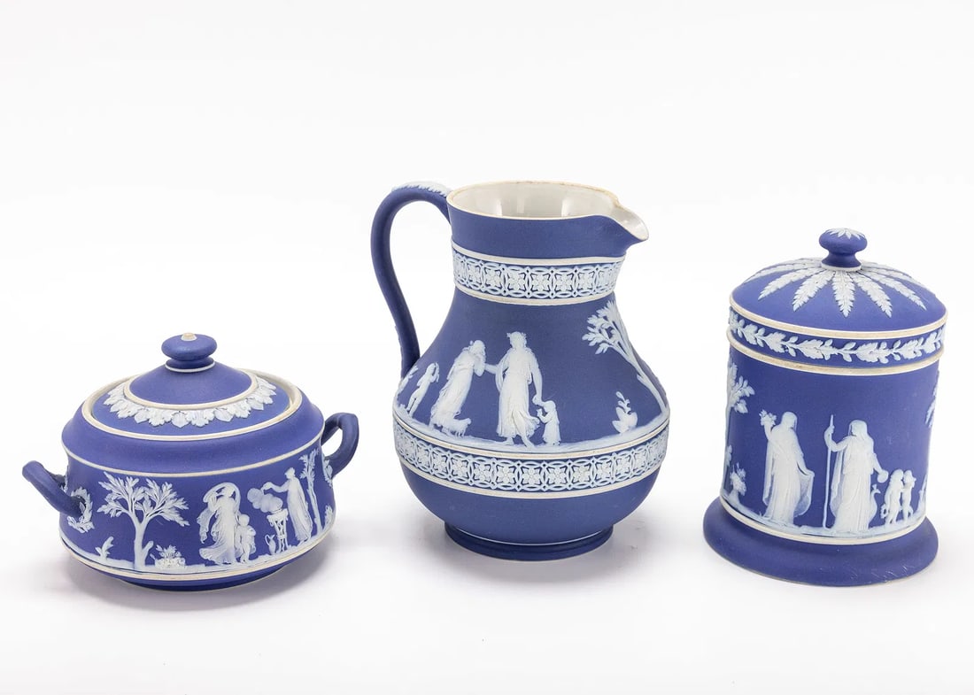 A MAGNFICENT THREE PIECE SET BY WEDGEWOOD England, early 20th century. (1 of 2)