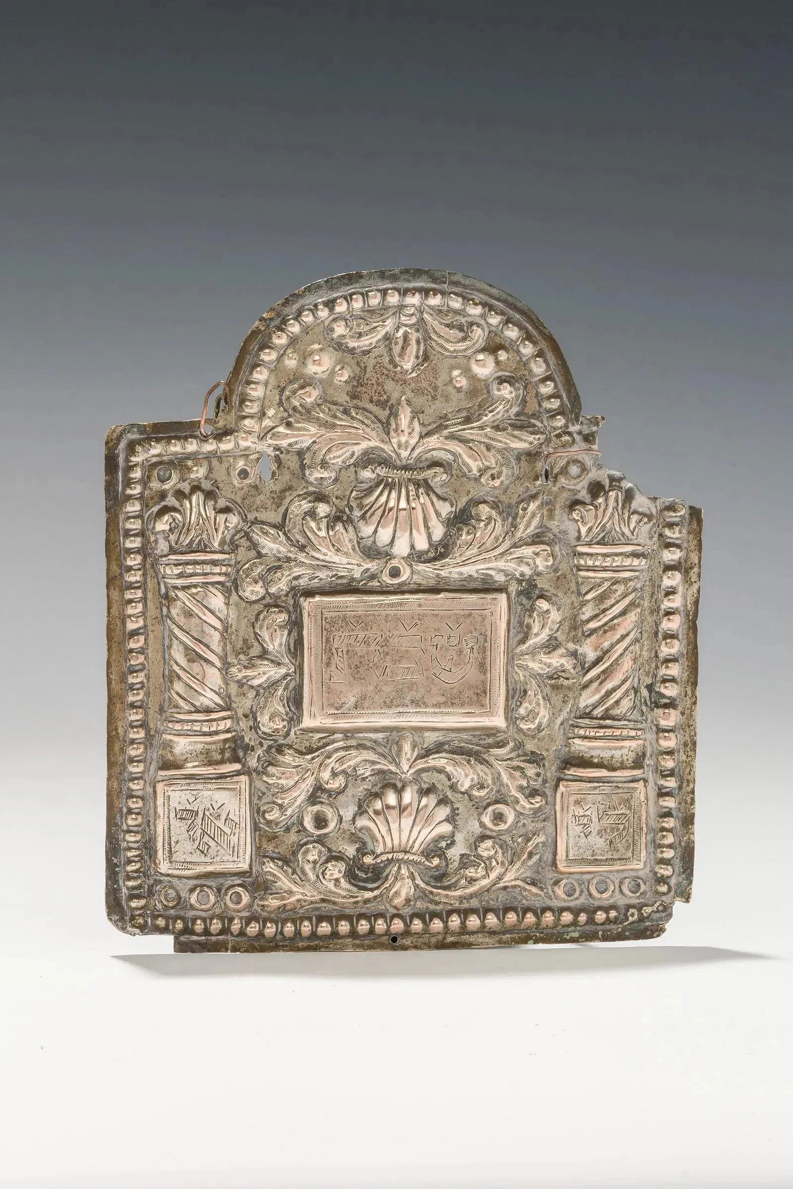 AN EARLY SILVER TORAH SHIELD. Eastern Europe/Poland (1 of 1)