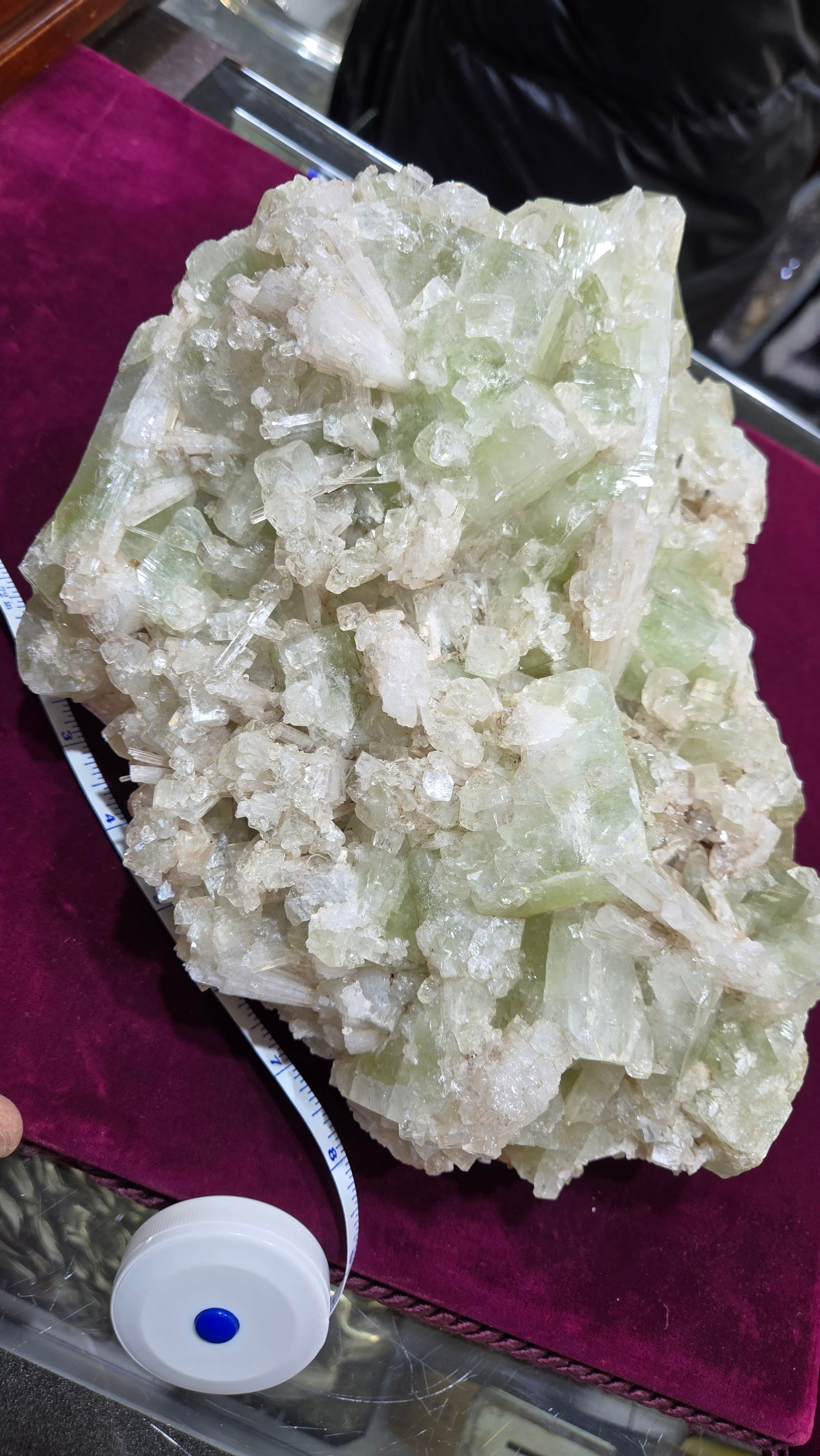 A GORGEOUS APHOPYLLITE CLUSTER SPECIMEN - 3