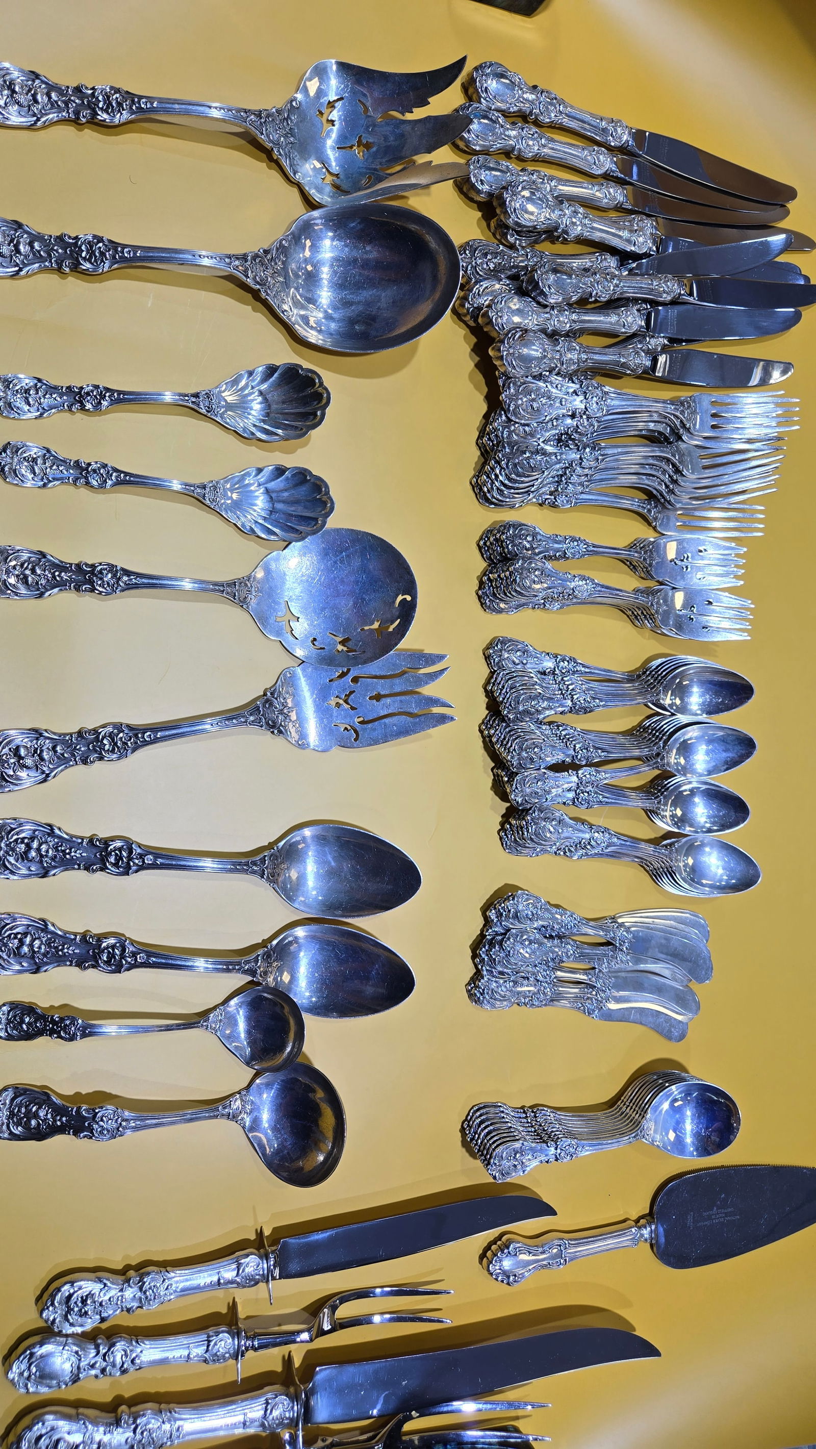 STERLING SILVER SERVICE FOR 12 REED AND BARTON FRANCIS 1 LOTS OFSERVING PIECES (1 of 9)
