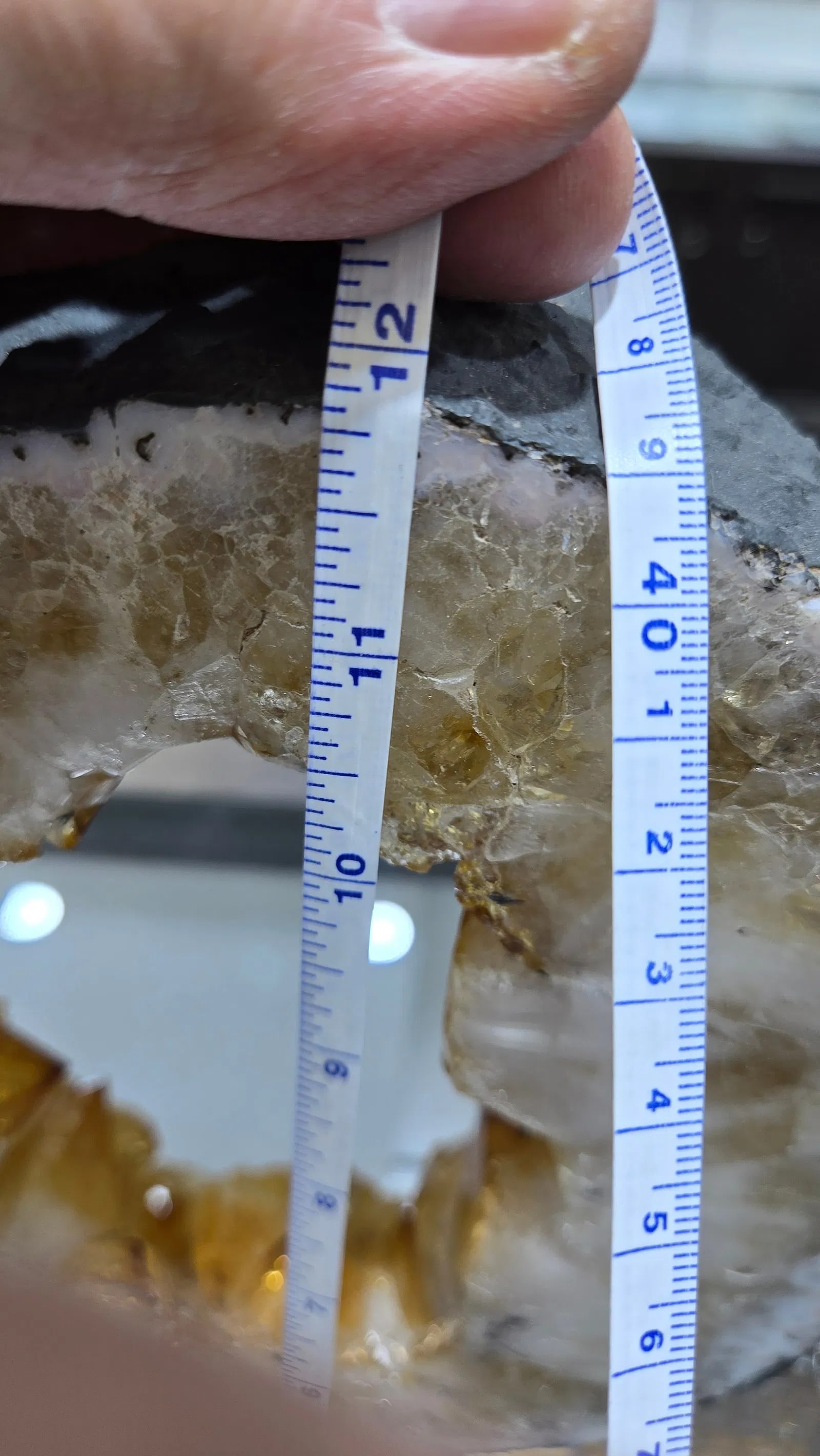 CITRINE RING ON A STAND - 3