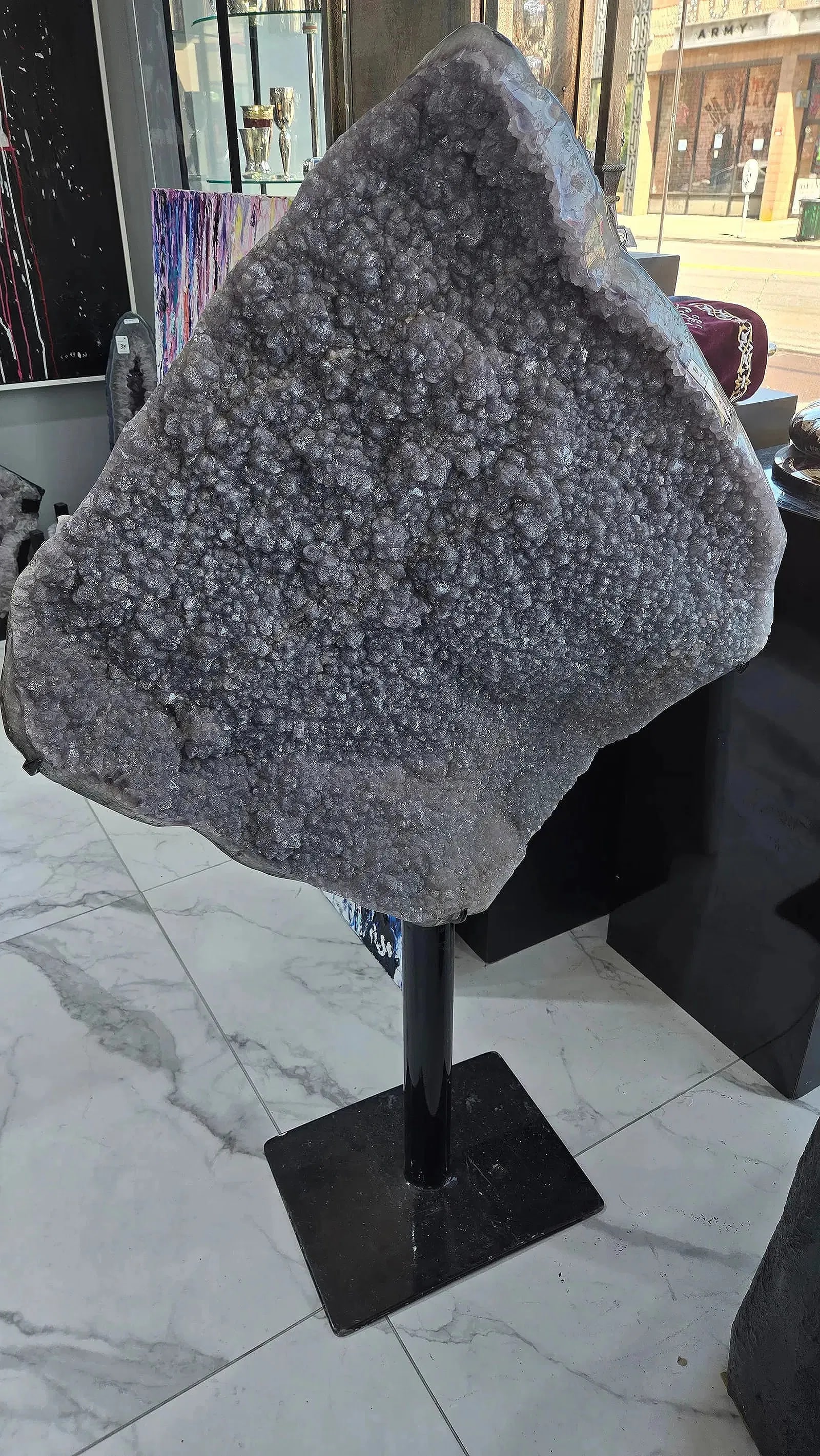 A MAGNIFICENT AMETHYST PLATE ON A PROFESSIONAL STAND: 101 KILOGRAMS!!!! WONDERFUL COLORATION, GOOD CRYSTALS. EXCELLENT DISPAY PIECE