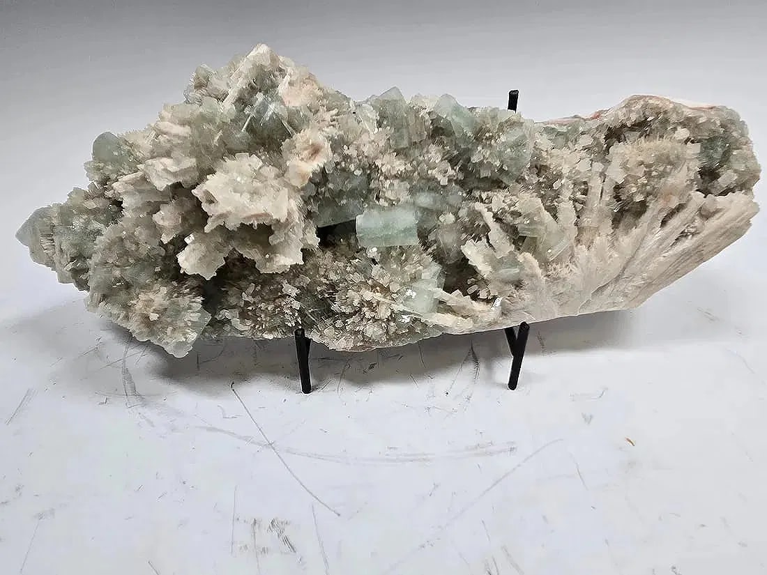AN APOPHYLITE AND SCOLECITE SPECIMEN INDIA: 14" x 4" in size. Magnficent in structure