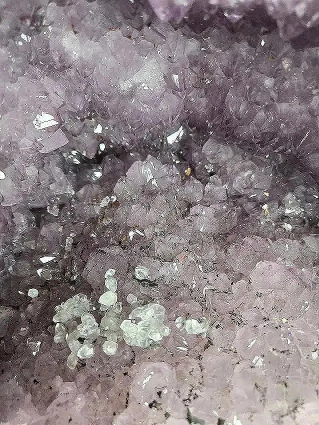 AMETHYST CATHEDRAL GEODE WITH POLISHED EDGES - 3