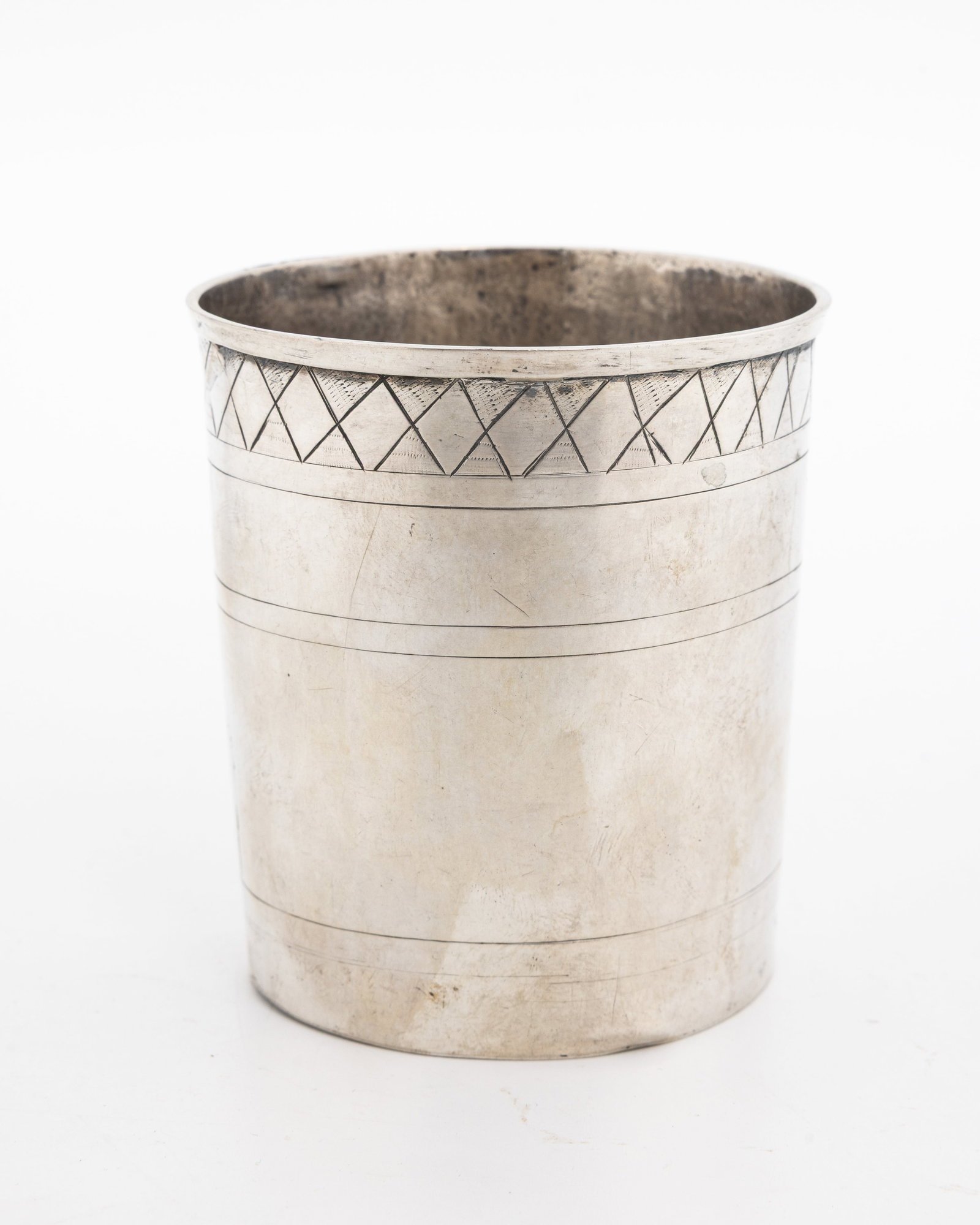 A LARGE SILVER KIDDUSH BEAKER. Germany, 18th century. - 2