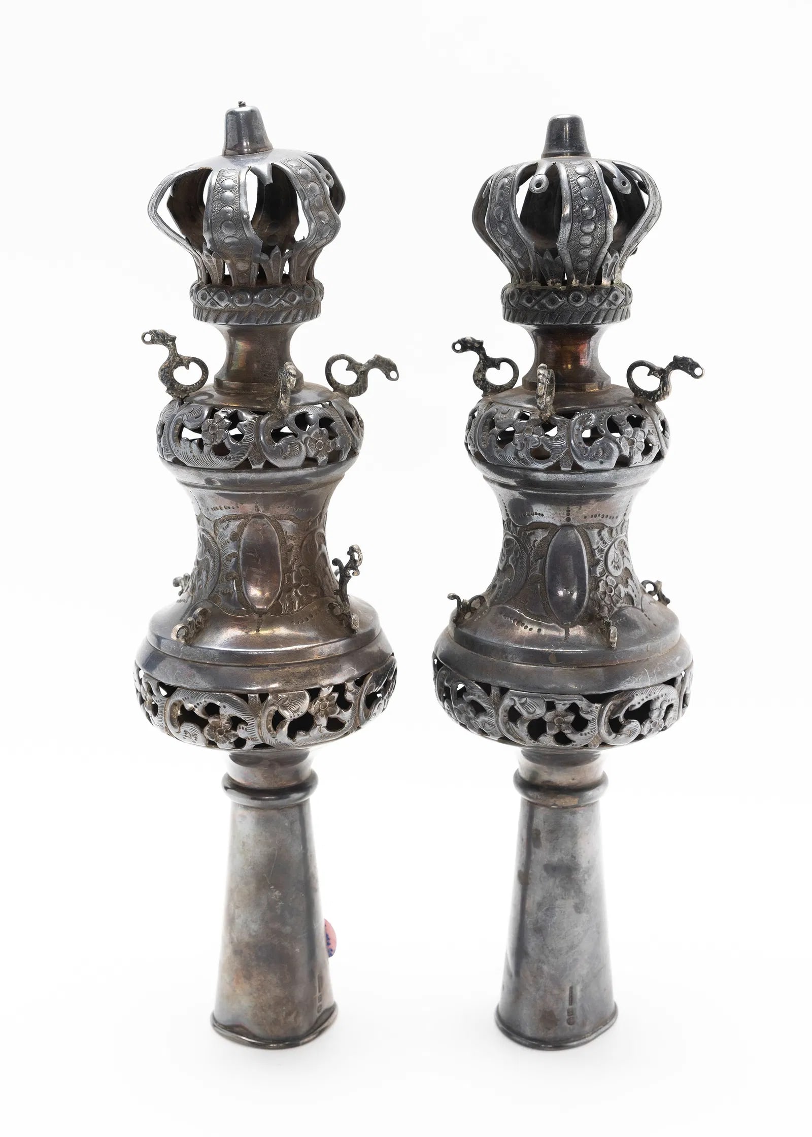 A LARGE PAIR OF STERLING SILVER TORAH FINIALS BY ISRAEL PERLMAN (1 of 2)