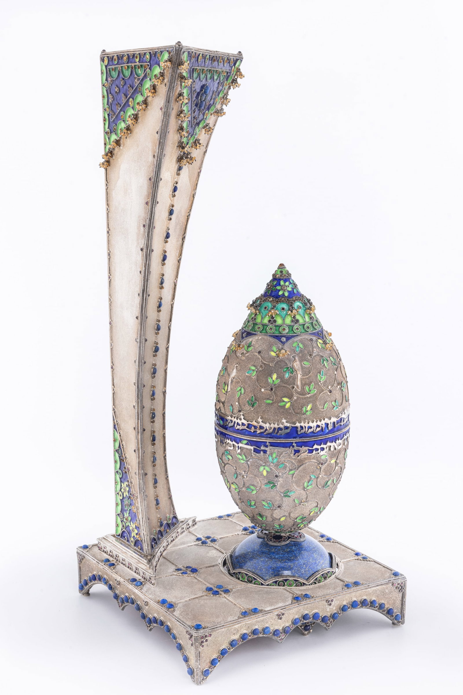 A MAGNIFICENT STERLING SILVER, ENAMEL AND LAPIS ETROG AND LULAV CONTAINER BY DEKEL AVIV. Israel, c. (1 of 4)