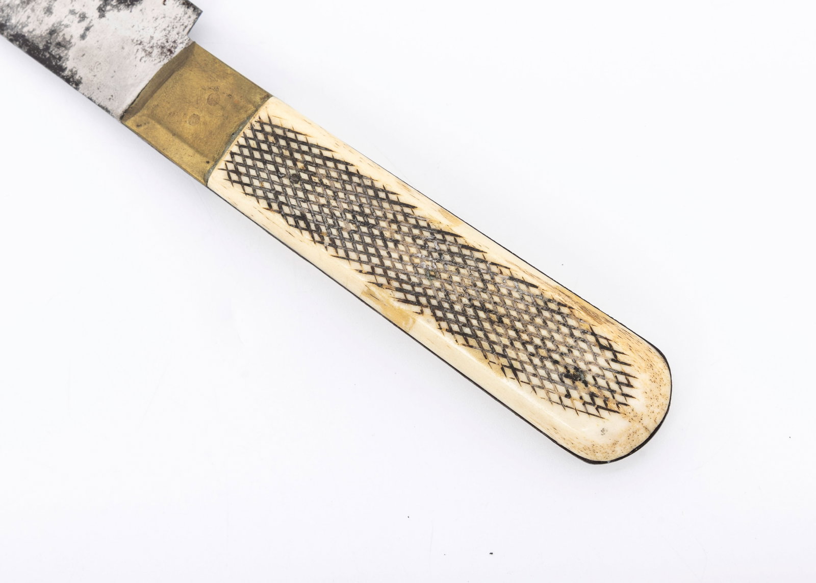 A LARGE CHALEF - 2