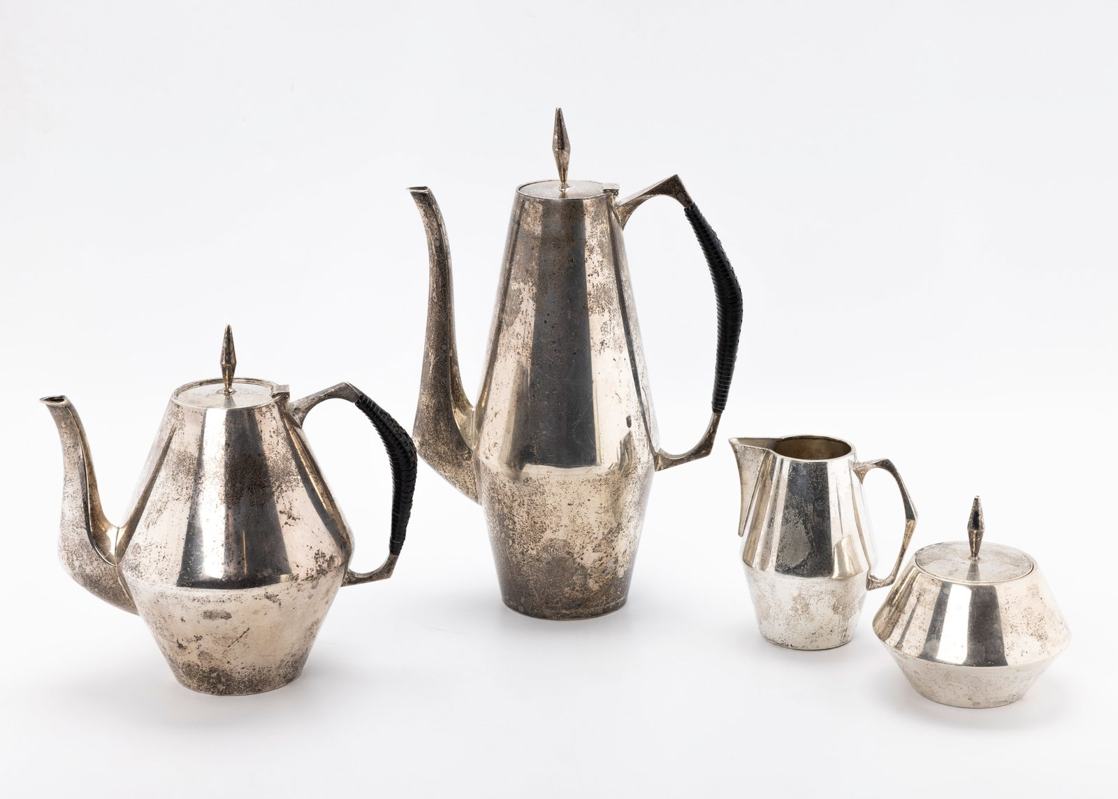 A STERLING SILVER TEA SET REED AND BARTON "DIAMOND" (1 of 6)
