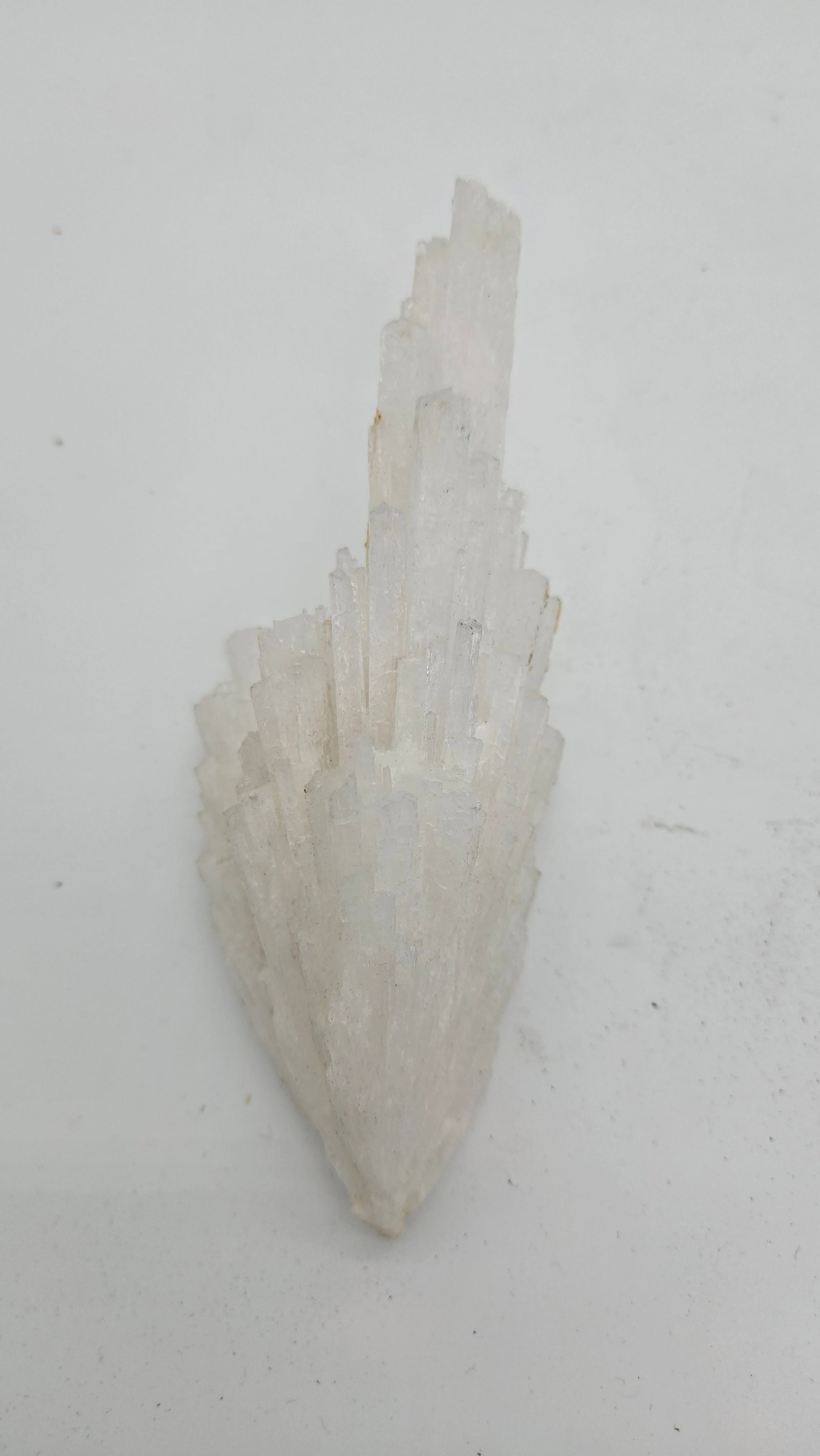 A SCOLECITE CRYSTAL CLUSTER. - 2
