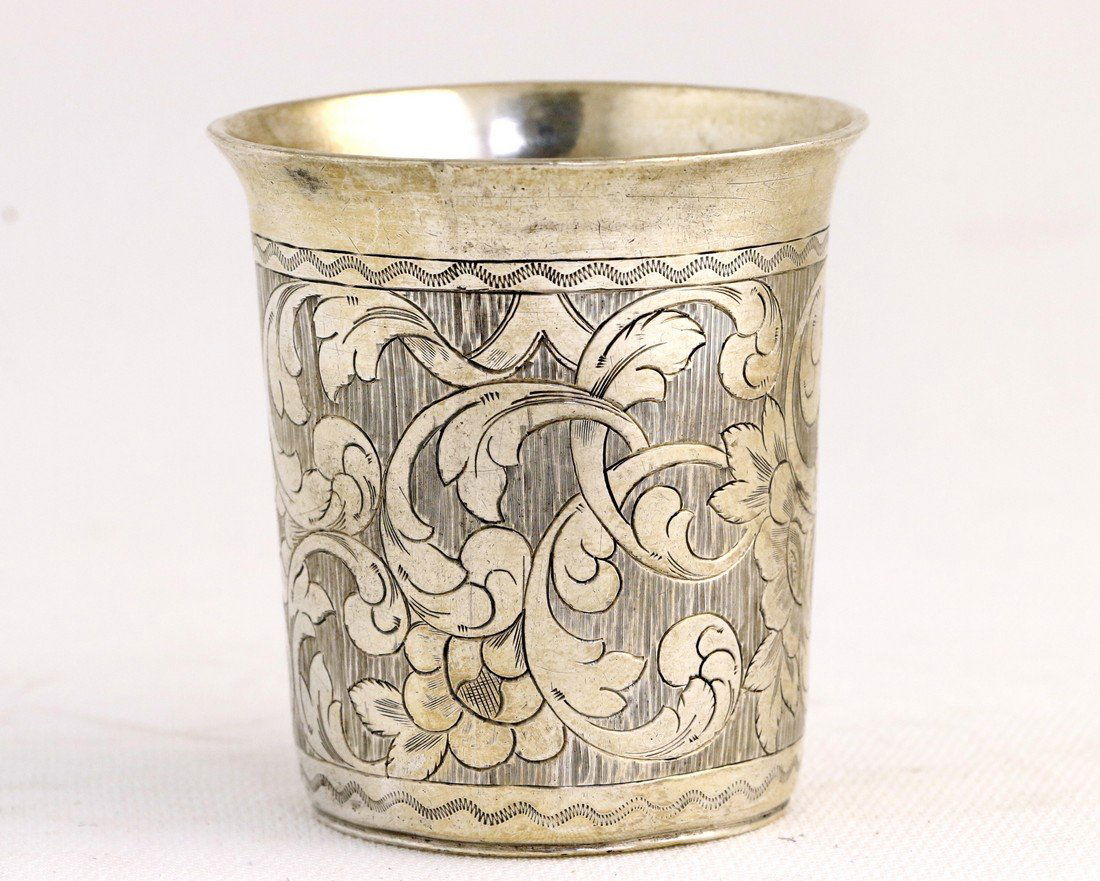 AN EARLY SILVER KIDDUSH BEAKER. Russian, 1850. Engraved (1 of 1)
