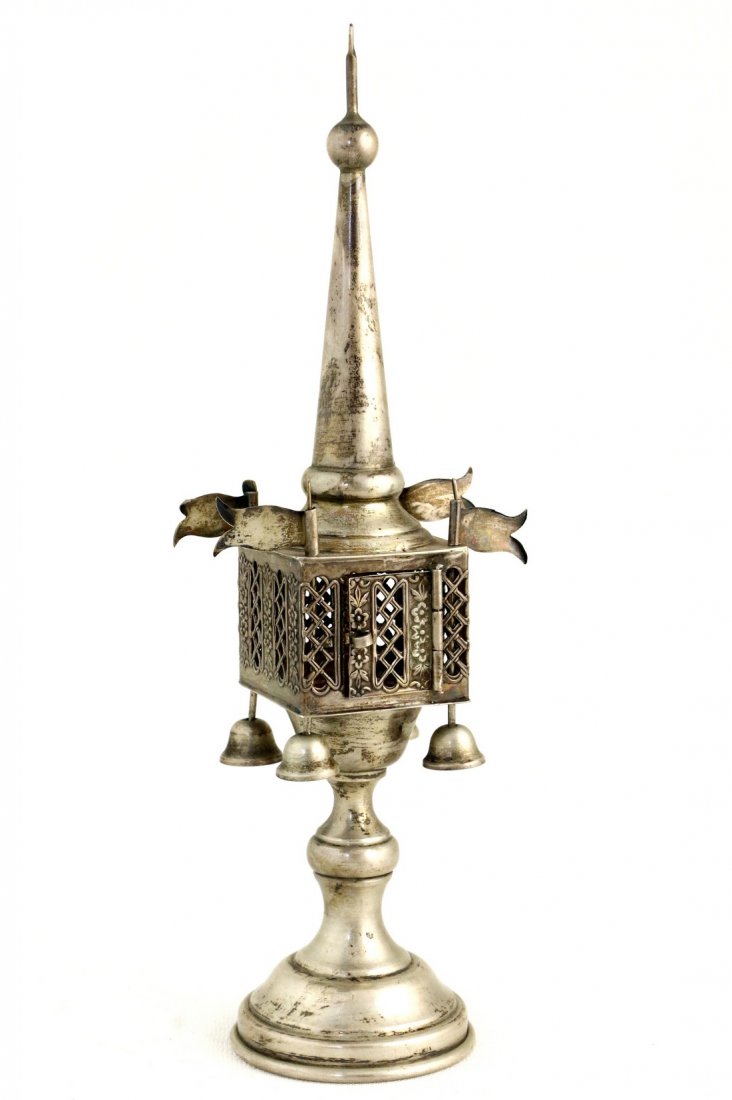 A SILVER SPICE CONTAINER. American, c. 1940. On round (1 of 1)