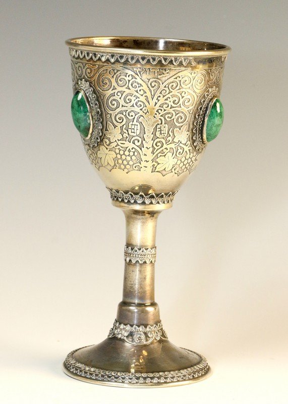 A LARGE STERLING SILVER KIDDUSH GOBLET BY ZADOK. (1 of 1)