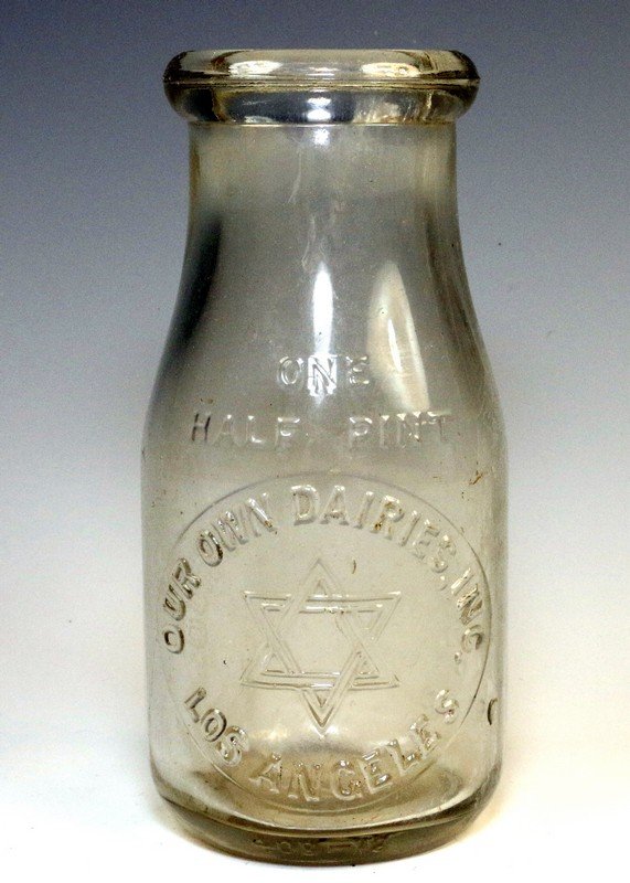 A GLASS MILK BOTTLE. Los Angeles, c. 1900. Embossed (1 of 1)